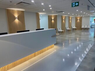Plus de détails pour 290 Midpark Way SE, Calgary, AB - Médical à louer