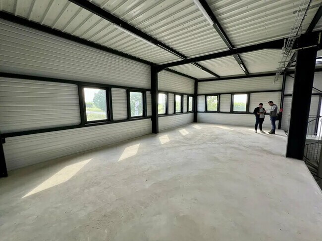 Plus de détails pour Bureau, Local d'activités à louer