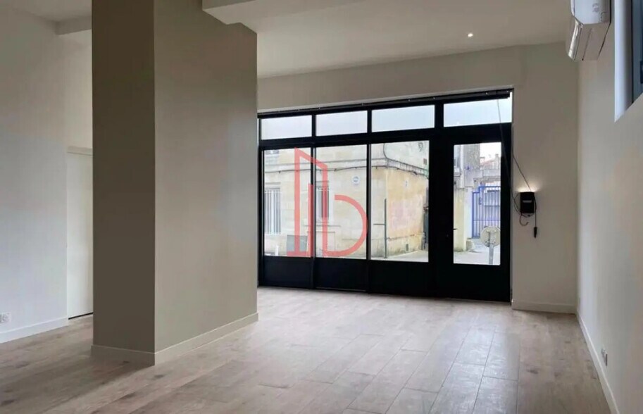 Bureau dans Bordeaux à louer - Photo intérieure – Image 1 sur 4