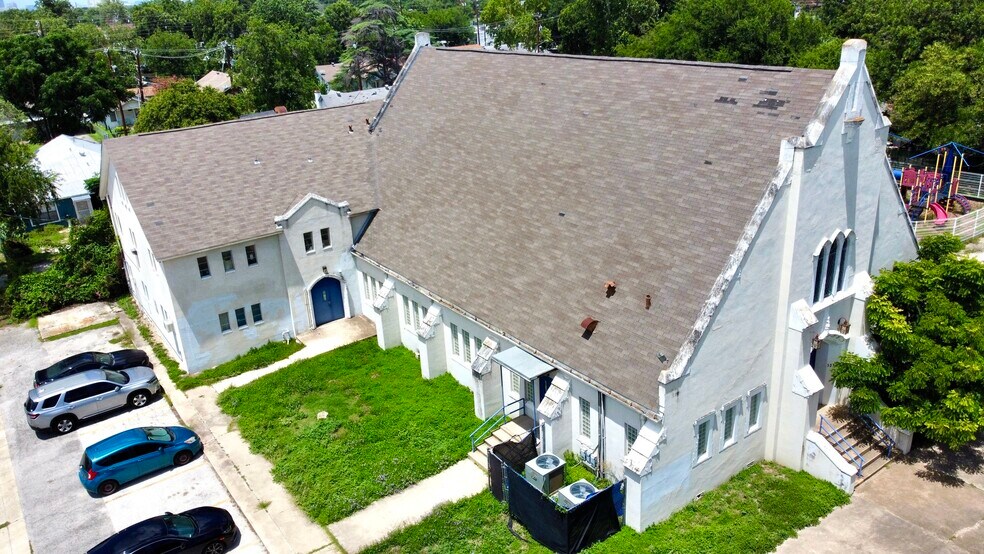 507 E Mayfield Blvd, San Antonio, TX à vendre - Photo de l’immeuble – Image 3 sur 23