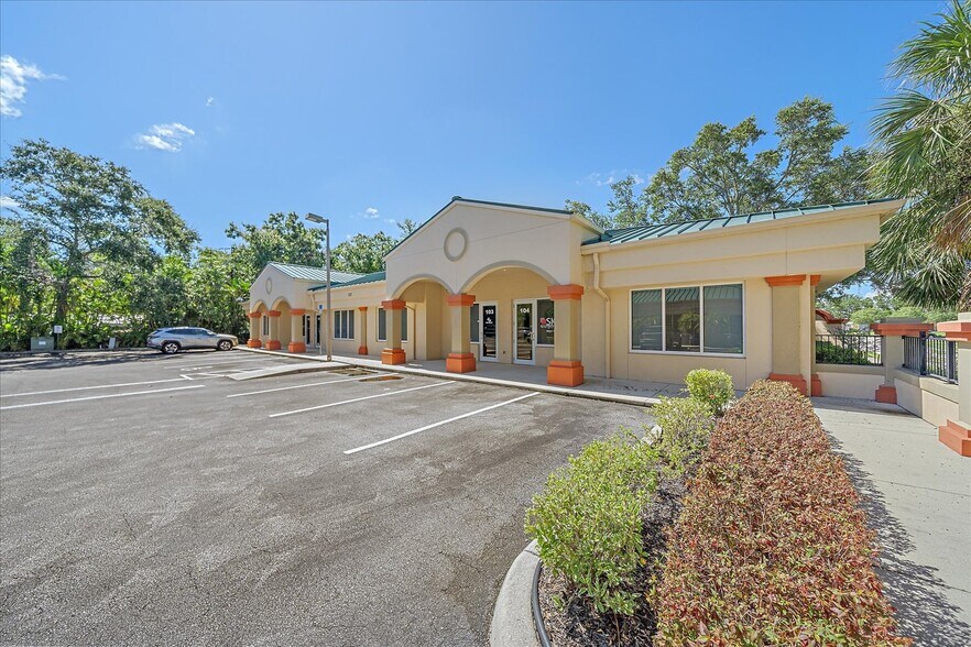 202 N Rhodes Ave, Sarasota, FL à vendre - Photo de l’immeuble – Image 2 sur 8