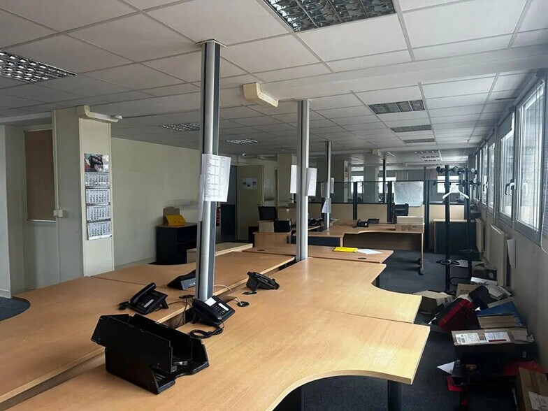 Bureau dans Le Havre à vendre - Photo de l’immeuble – Image 3 sur 14