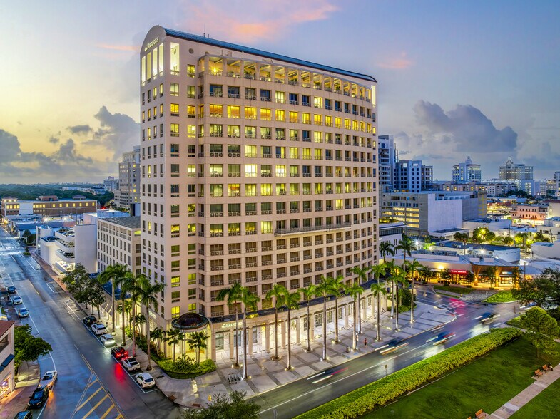 2800 Ponce de Leon Blvd, Coral Gables, FL à louer - Photo de l’immeuble – Image 3 sur 10