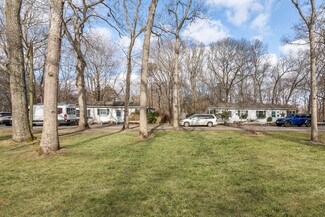 Plus de détails pour 240 Montauk Hwy, East Hampton, NY - Logement à vendre