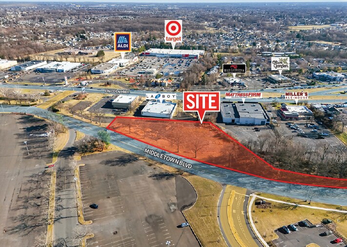 130 Middletown Blvd, Langhorne, PA à vendre - Photo de l’immeuble – Image 3 sur 4