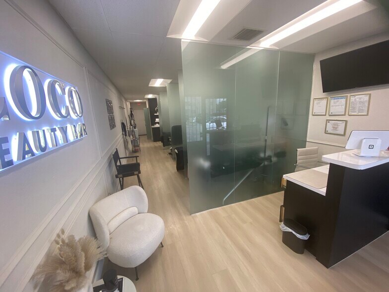 6890 W Flagler St, Miami, FL à louer - Photo de l’immeuble – Image 3 sur 11