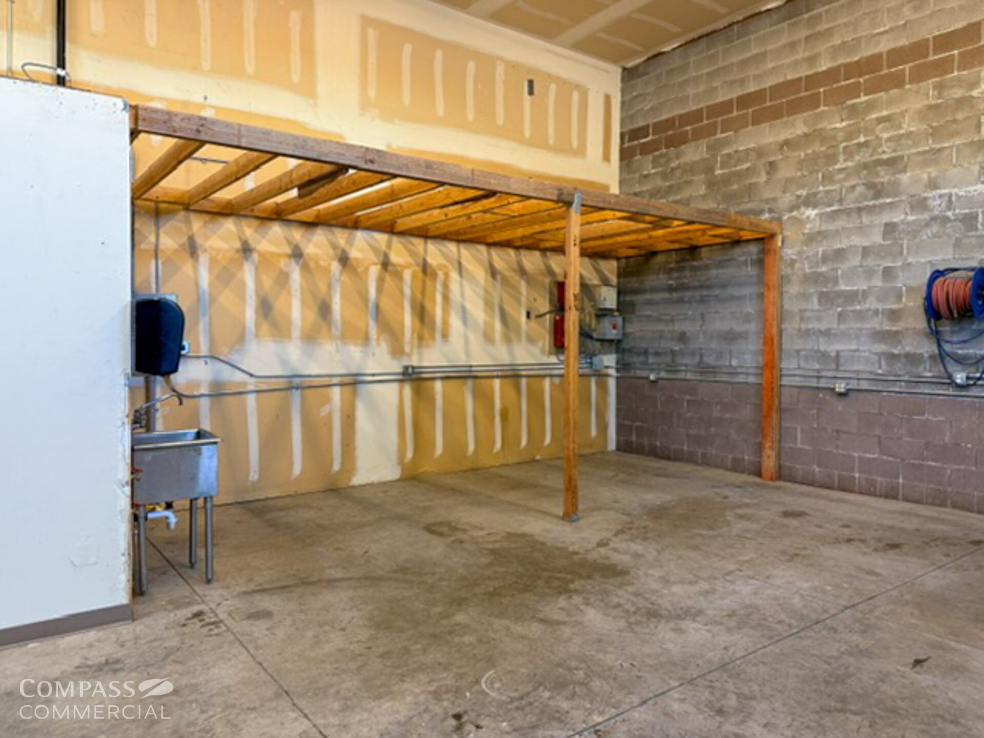 61450 American Ln, Bend, OR à louer Photo intérieure– Image 1 sur 3