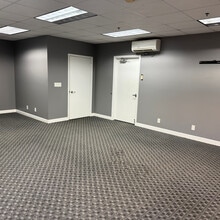 1097 Jupiter Park Ln, Jupiter, FL à louer Photo intérieure– Image 2 sur 10