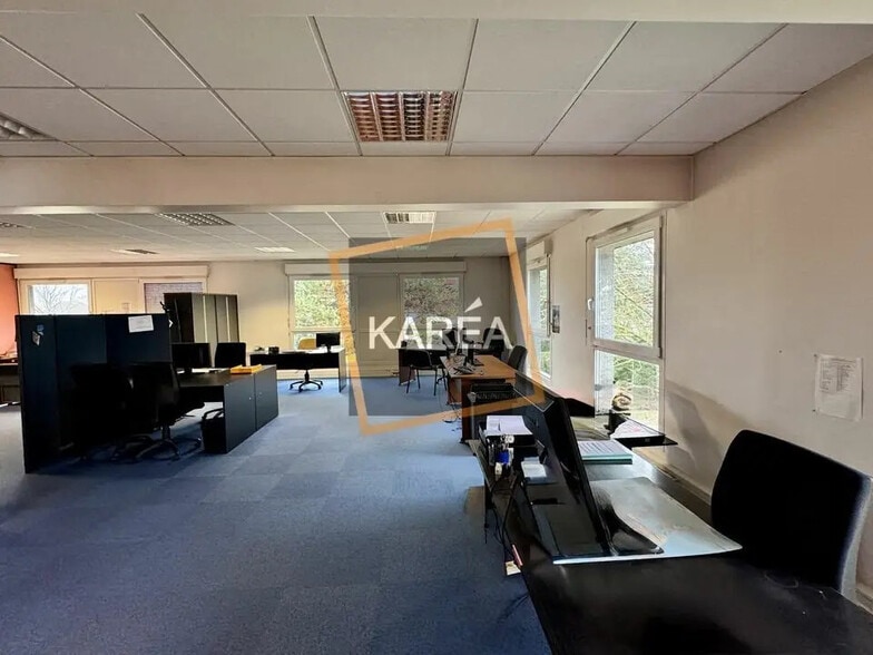 Bureau dans Magny-le-Hongre à vendre - Photo intérieure – Image 3 sur 5