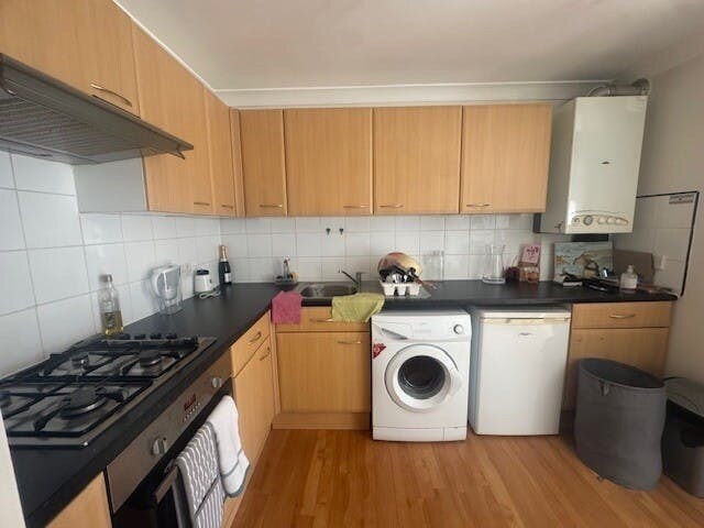 82-84 Seven Sisters Rd, Londres à vendre - Photo de l’immeuble – Image 3 sur 10