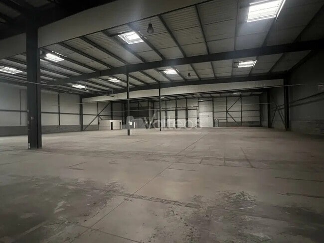 Plus de détails pour Bureau, Local d'activités à louer