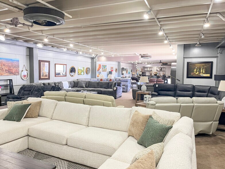 174 W 200 N, Cedar City, UT à vendre - Photo de l’immeuble – Image 3 sur 50