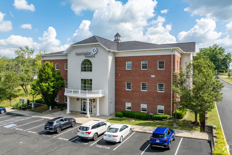 3333 Massillon Rd, Akron, OH à louer - Photo de l’immeuble – Image 2 sur 21