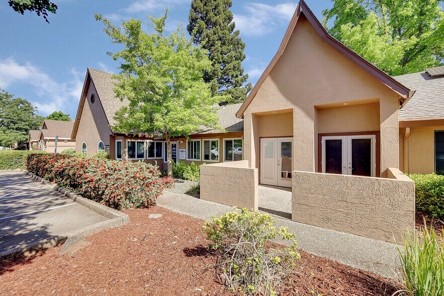 844 Richland Rd, Yuba City, CA à vendre - Photo de l’immeuble – Image 3 sur 17