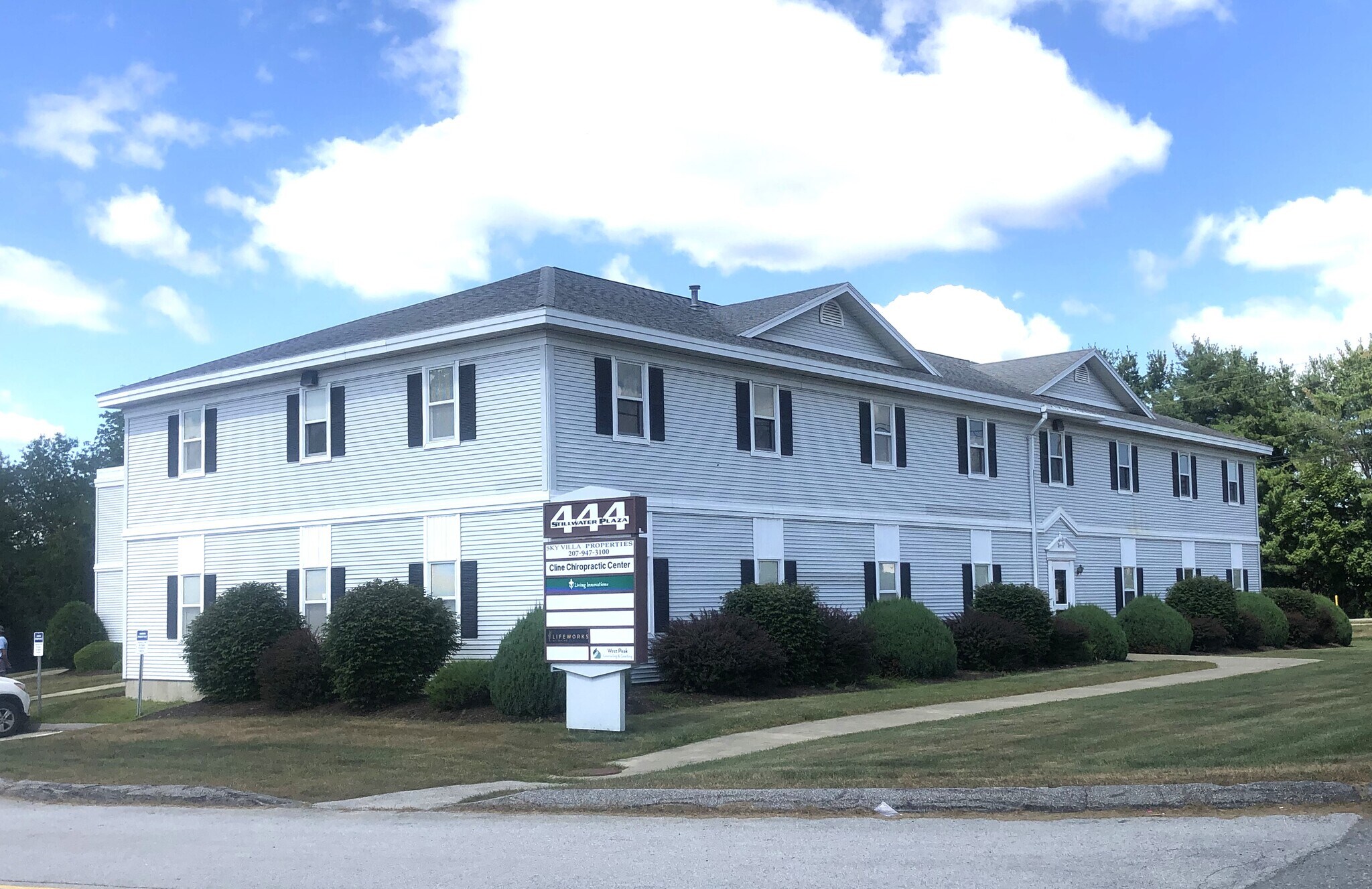 444 Stillwater Ave, Bangor, ME à louer Photo principale– Image 1 sur 2
