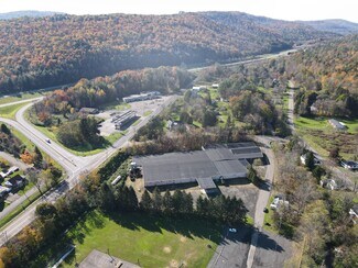 Plus de détails pour 8 Park St, Windsor Township, NY - Industriel/Logistique à louer