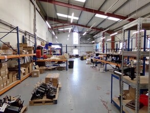 217 Thimble Mill Ln, Birmingham à louer Photo intérieure– Image 2 sur 6