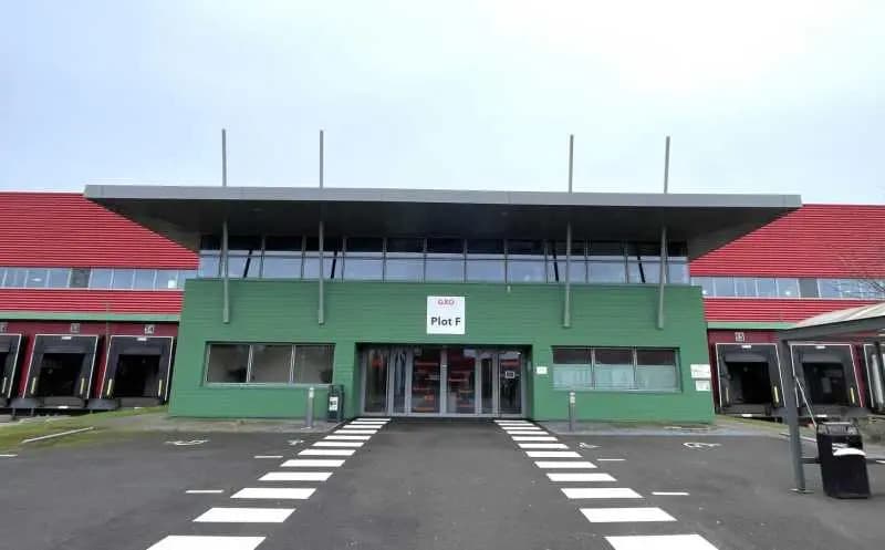 Industriel/Logistique dans Le Coudray-Montceaux à louer - Photo de l’immeuble – Image 3 sur 13