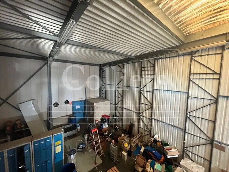 Bureau dans Vitrolles à louer - Photo intérieure – Image 1 sur 6