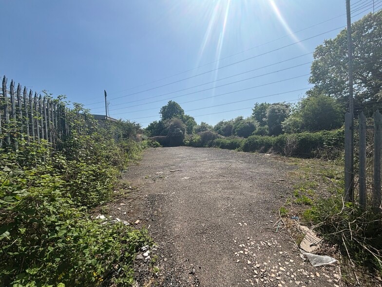 Willow Ln, Mitcham à louer - Photo de l’immeuble – Image 3 sur 3