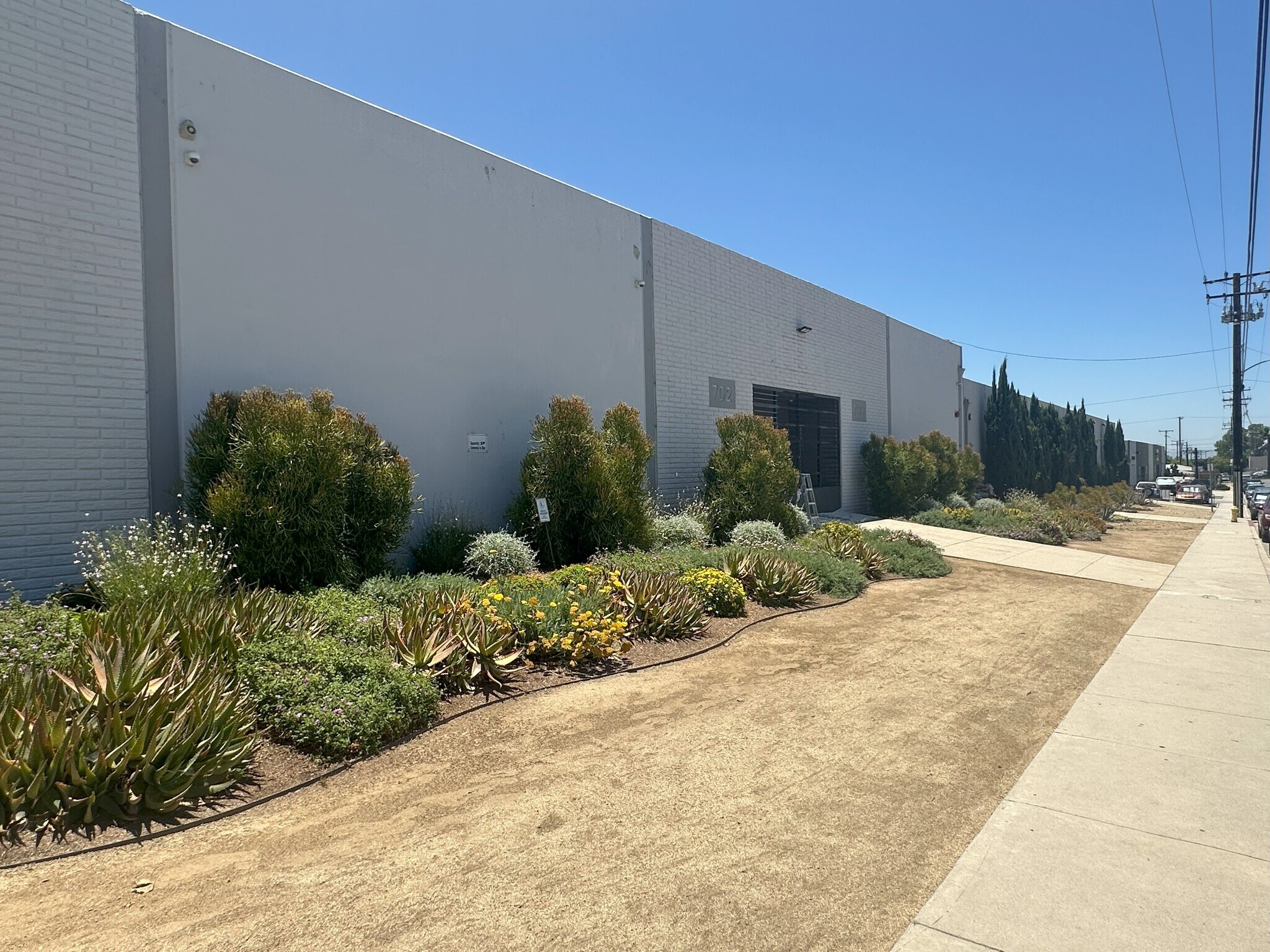 700-710 Jessie St, San Fernando, CA à louer Photo intérieure– Image 1 sur 6