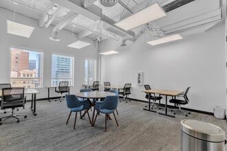 112 N Central Ave, Phoenix, AZ à louer Photo intérieure– Image 1 sur 4