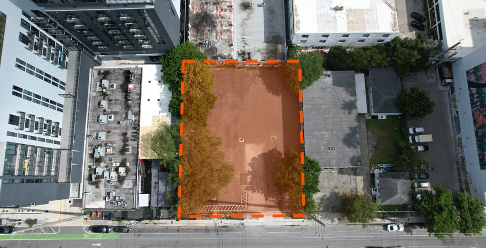 127-135 NW 24th st, Miami, FL à vendre - Photo de l’immeuble – Image 3 sur 6