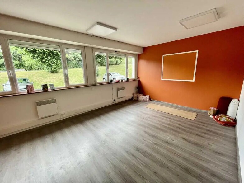 Bureau dans Rouen à louer - Photo de l’immeuble – Image 2 sur 11