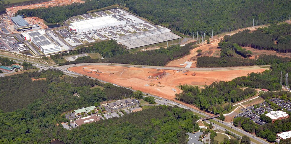 Veterans Parkway, Fayetteville, GA à vendre - Photo de l’immeuble – Image 3 sur 6