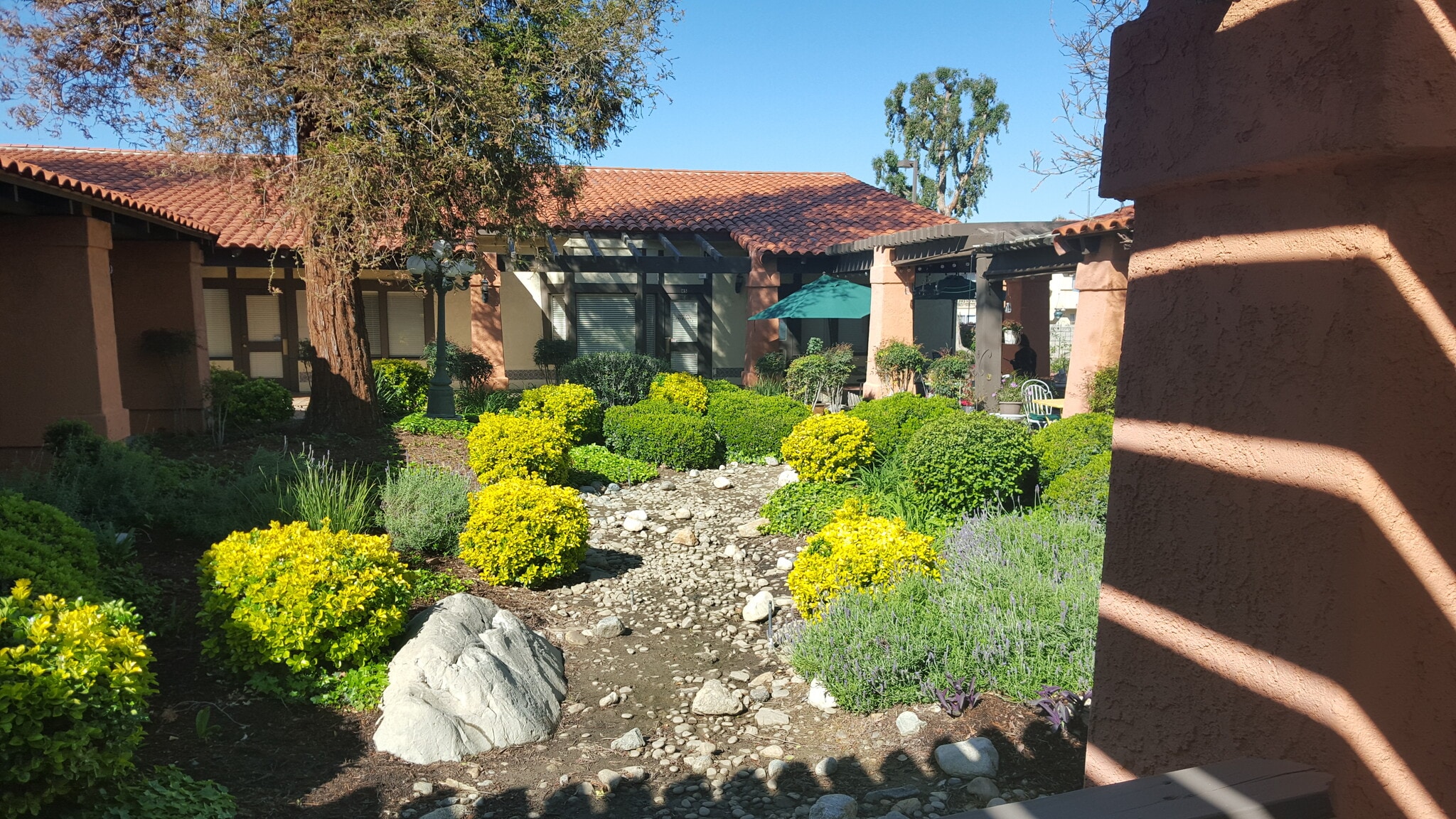 26111 Bouquet Canyon Rd, Santa Clarita, CA à louer Photo intérieure– Image 1 sur 3