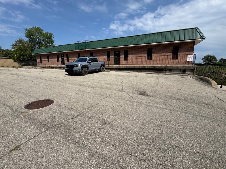 4609 S Norfleet Rd, Independence, MO à vendre - Photo de l’immeuble – Image 2 sur 17