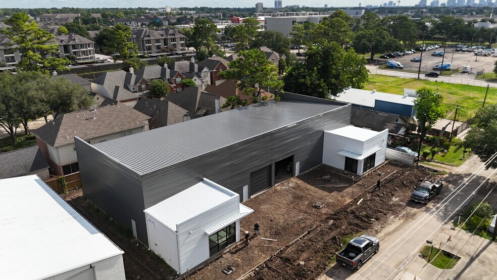 9228 Kingsville St, Houston, TX à louer - Photo de l’immeuble – Image 1 sur 8