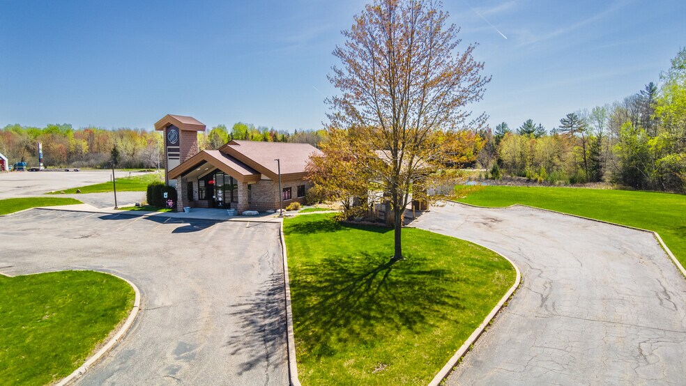 7505 Stone Ridge Dr, Weston, WI à vendre - Photo de l’immeuble – Image 3 sur 45