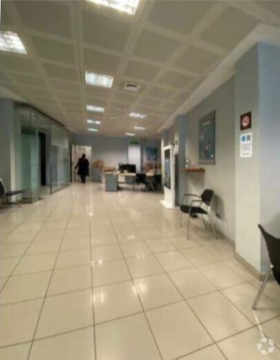 Local commercial dans Fuenlabrada, Madrid à louer Photo intérieure– Image 1 sur 12