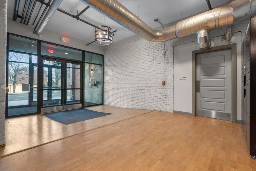 111 Allyn St, Hartford, CT à louer - Photo intérieure – Image 3 sur 27