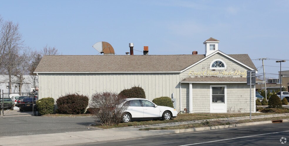 41965 Rt-25, Peconic, NY à louer - Photo de l’immeuble – Image 3 sur 7