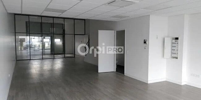 Plus de détails pour Bureau à vendre