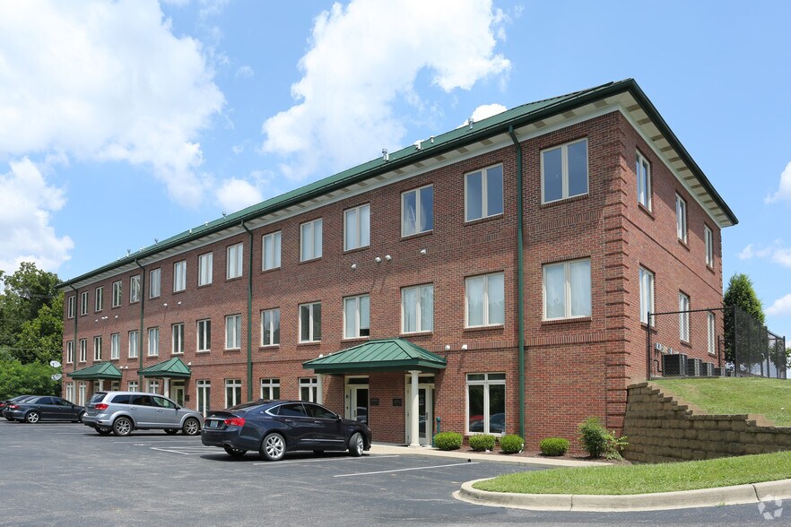 815 John Harper Hwy, Louisville, KY à vendre - Photo de l’immeuble – Image 2 sur 3