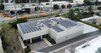 Plus de détails pour 7110 Carroll Rd, San Diego, CA - Industriel/Logistique à vendre