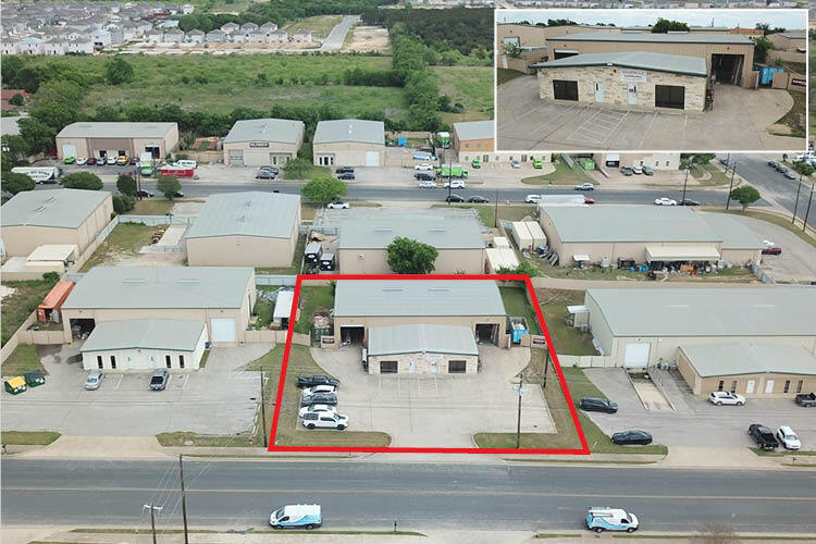 13621 Immanuel Rd, Pflugerville, TX à louer - Photo de l’immeuble – Image 1 sur 10