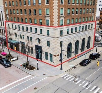 Plus de détails pour 55 Ionia Ave NW, Grand Rapids, MI - Logement à vendre