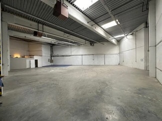 Plus de détails pour Bureau, Industriel/Logistique à louer