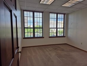 1625 Hendry St, Fort Myers, FL à louer Photo intérieure– Image 2 sur 14