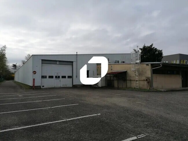 Plus de détails pour 54 Avenue De L'Industrie, Rillieux-la-Pape - Local d'activités à louer