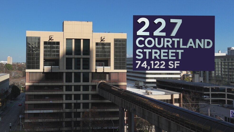 227 Courtland St NE, Atlanta, GA à louer - Vidéo sur l’annonce professionnelle – Image 2 sur 10