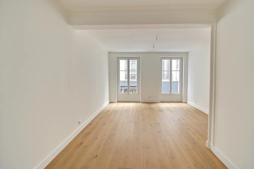 Bureau dans Paris à louer - Photo de l’immeuble – Image 1 sur 5