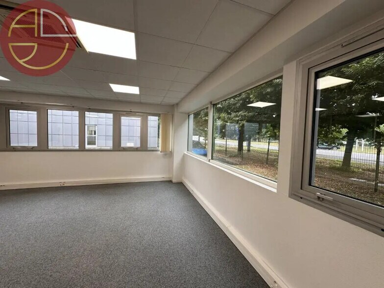 Local commercial dans CASTELNAU-D'ESTRETEFONDS à louer - Photo intérieure – Image 3 sur 4