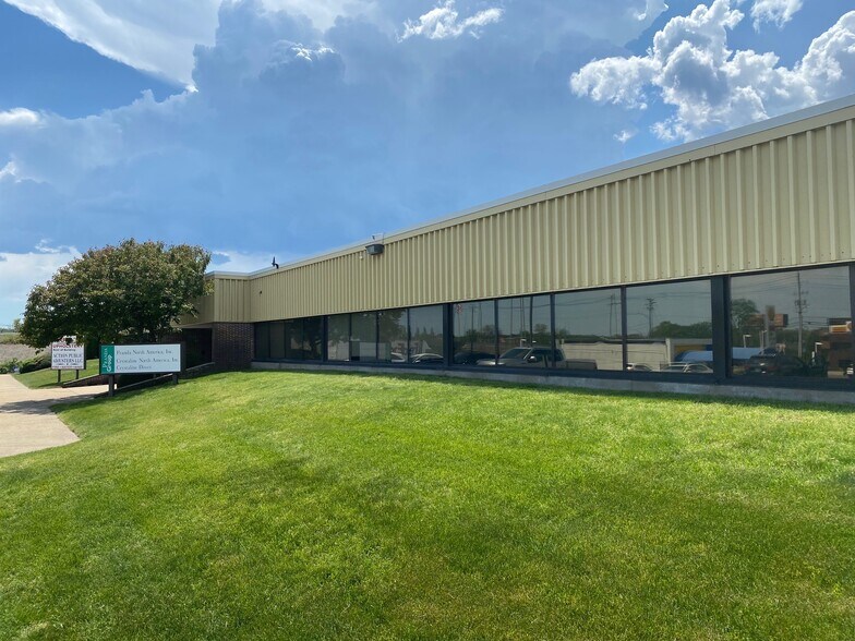 1 Wholesale Way, Cranston, RI à louer - Photo de l’immeuble – Image 3 sur 7