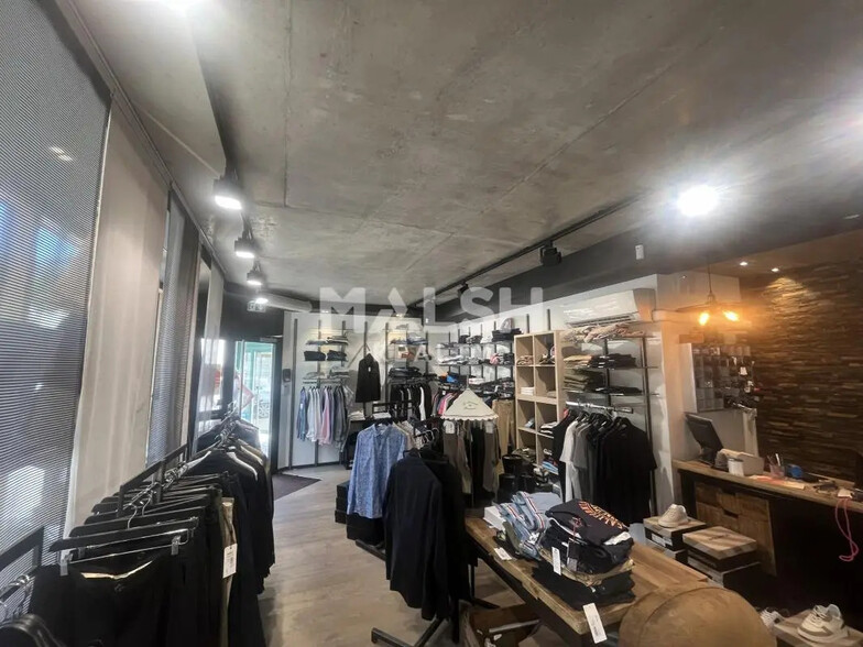 Local commercial dans Charbonnières-les-Bains à louer - Photo intérieure – Image 3 sur 7