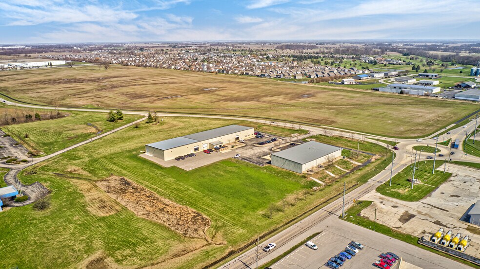 1400 Commerce Pky, Franklin, IN à louer - Photo de l’immeuble – Image 2 sur 18